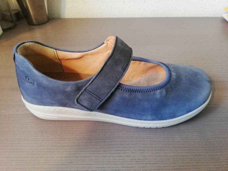Hartjes hellblau