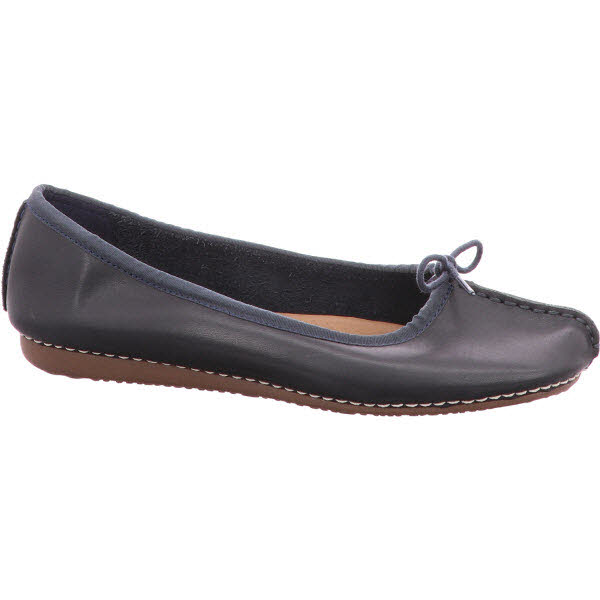 Clarks blau